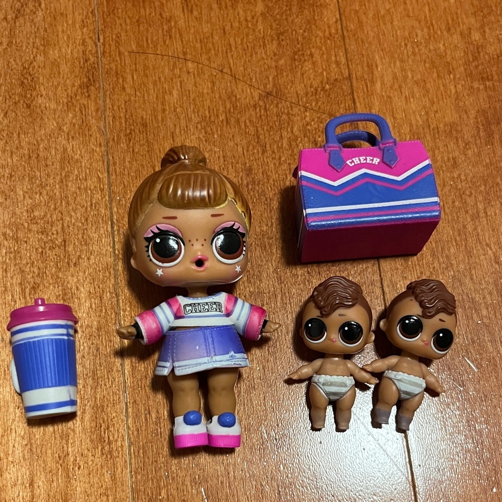 LOL Doll Sis Cheer Family